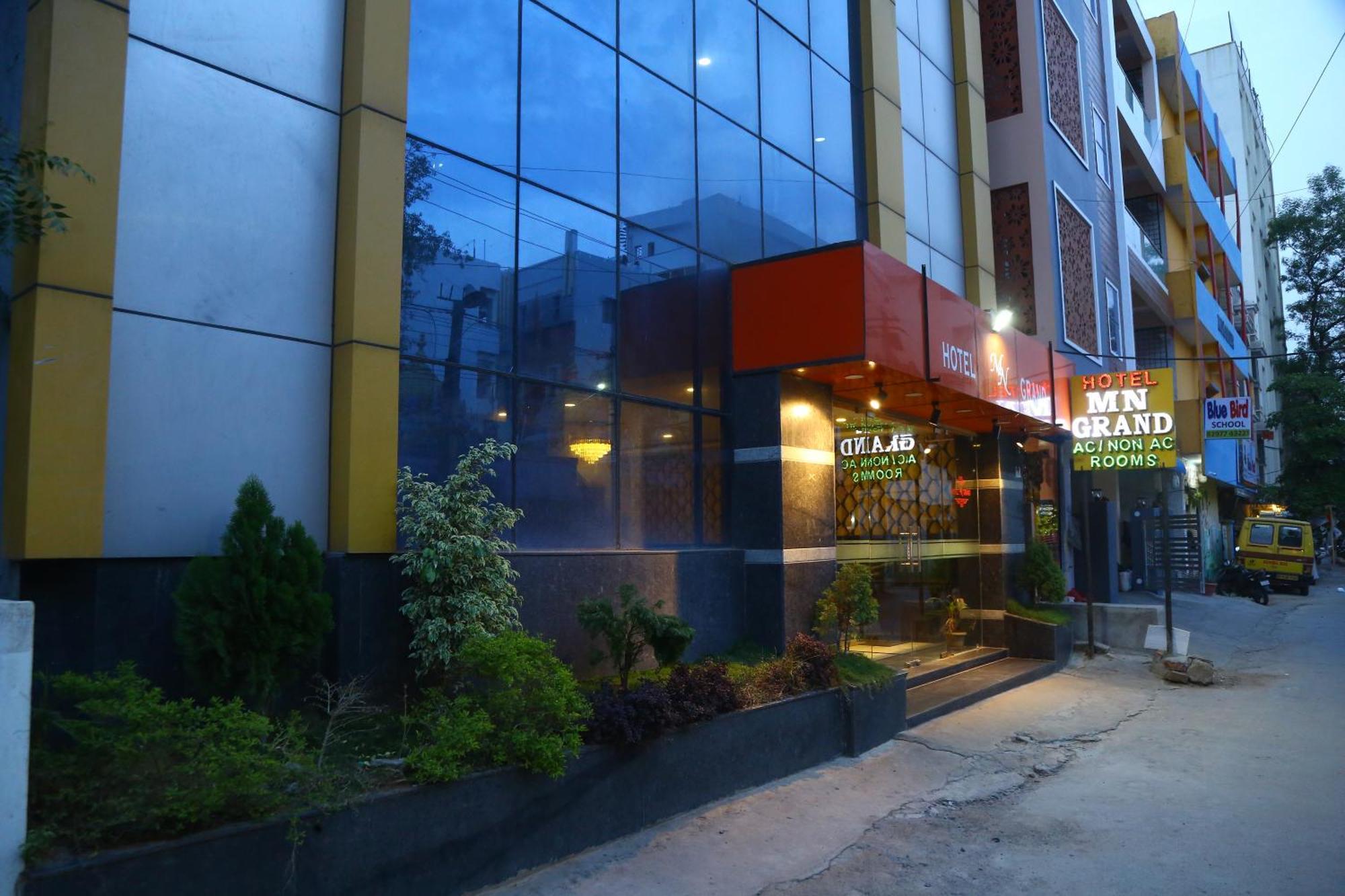Hotel Mn Grand Shamshabad Airport Zone Hyderabad Extérieur photo